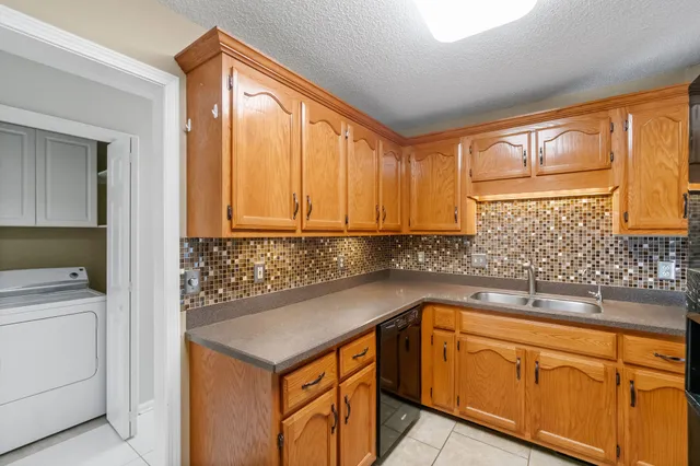 $1,400 | 1435 Amy Avenue, Clarksville, TN 37042