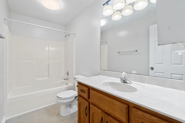 $1,400 | 1435 Amy Avenue, Clarksville, TN 37042