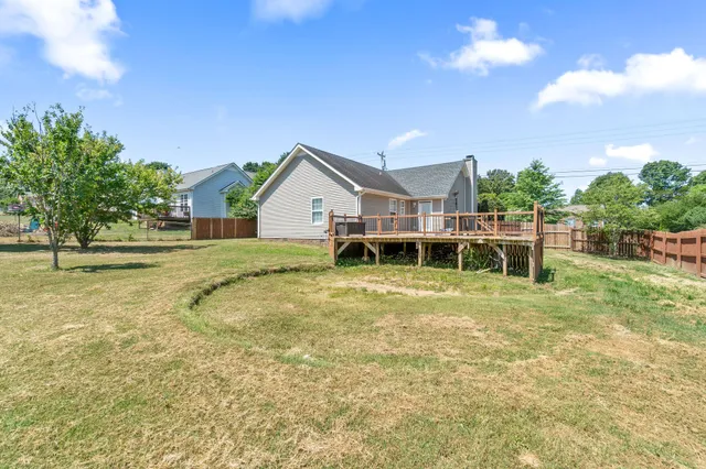 $1,400 | 1435 Amy Avenue, Clarksville, TN 37042