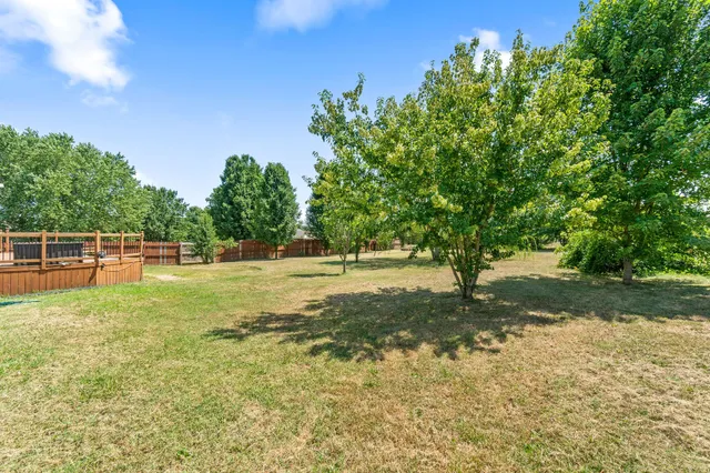 $1,400 | 1435 Amy Avenue, Clarksville, TN 37042