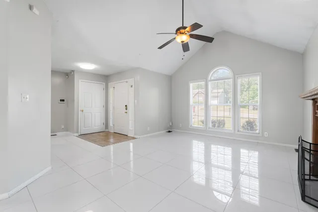 $1,400 | 1435 Amy Avenue, Clarksville, TN 37042