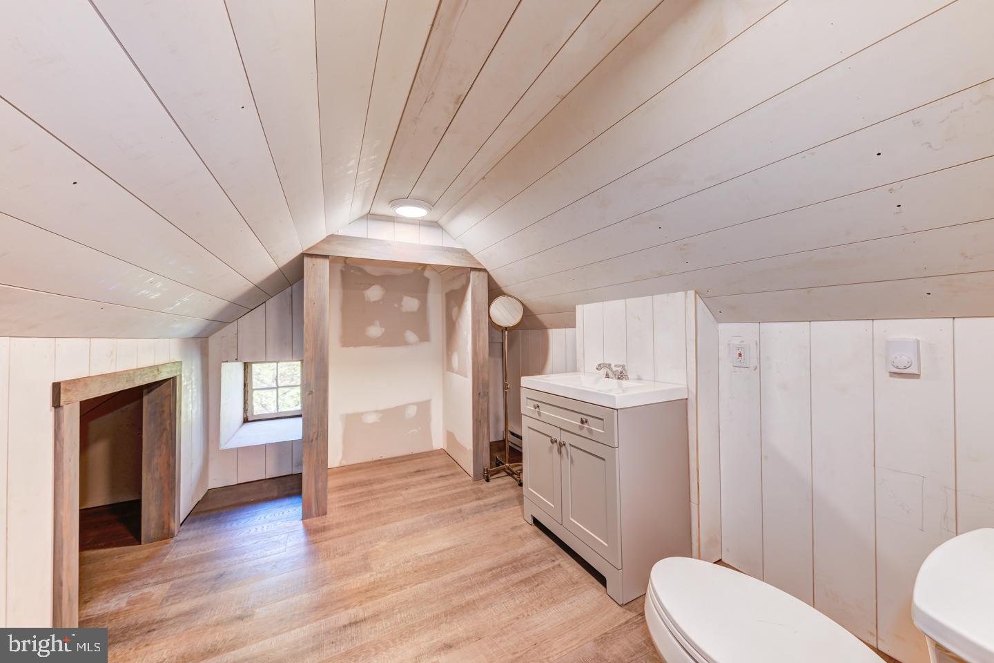 225 Island Road Kintnersville, PA 18930 - Photo 34 of 56 Gallery Image 34