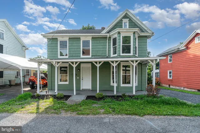 $172,900 | 226 North Market Street, Duncannon, PA 17020