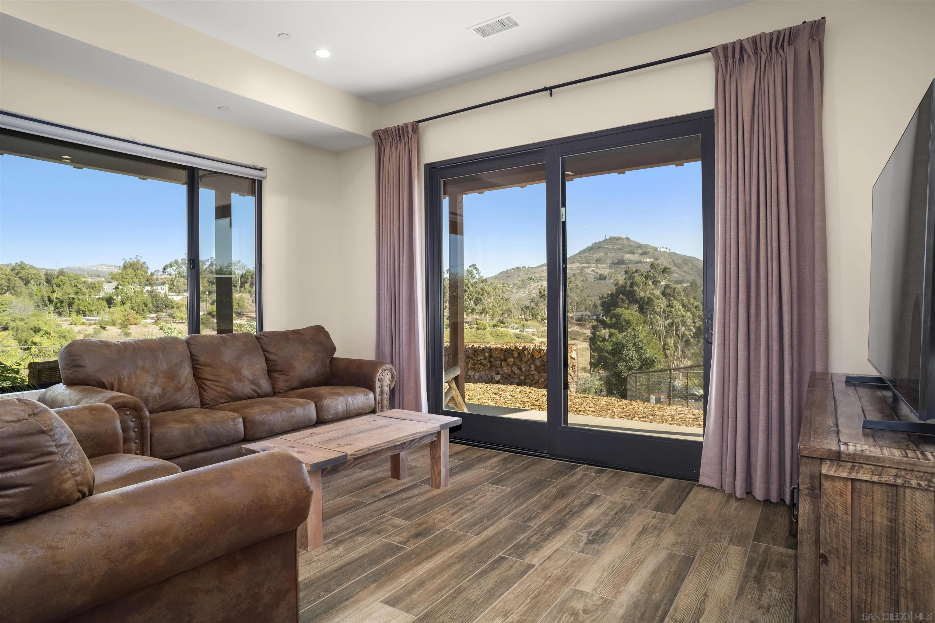 3605 1/2 Fortuna Ranch Road Encinitas, CA 92024 - Photo 3 of 47