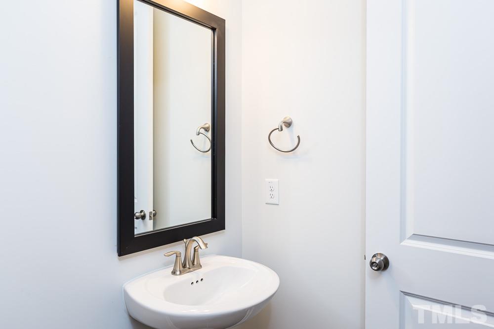 1637 Wimberly Road, Unit 34 Apex, NC 27523 - Photo 10 of 30 Gallery Image 10