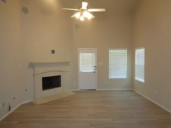 $2,225 | 20211 Ray Falls Drive, Tomball, TX 77375