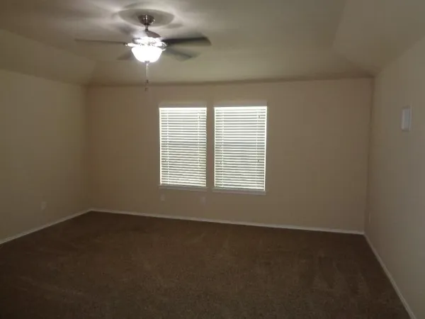 $2,225 | 20211 Ray Falls Drive, Tomball, TX 77375