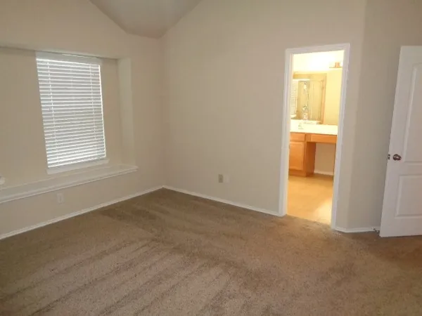 $2,225 | 20211 Ray Falls Drive, Tomball, TX 77375