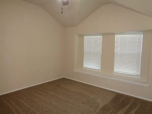 $2,225 | 20211 Ray Falls Drive, Tomball, TX 77375