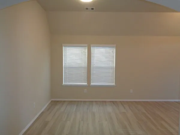 $2,225 | 20211 Ray Falls Drive, Tomball, TX 77375