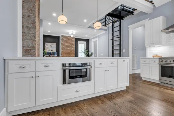 $899,999 | 929 Montrose Avenue, Nashville, TN 37204