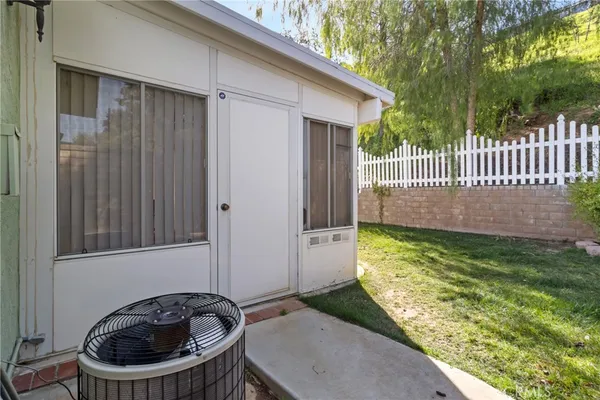 $839,000 | 27945 Sycamore Creek Drive, Valencia, CA 91354