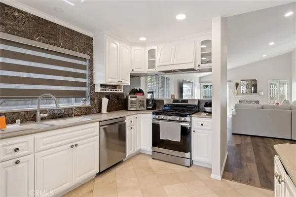 $839,000 | 27945 Sycamore Creek Drive, Valencia, CA 91354