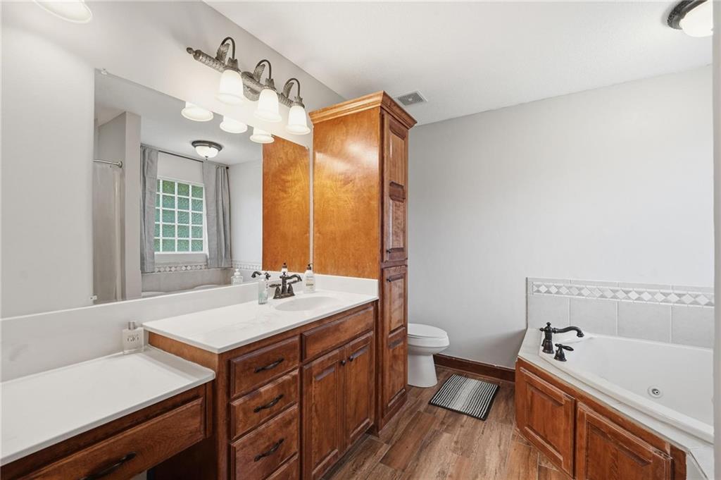 2416 South Outer Belt Road Oak Grove, MO 64075 - Photo 27 of 48