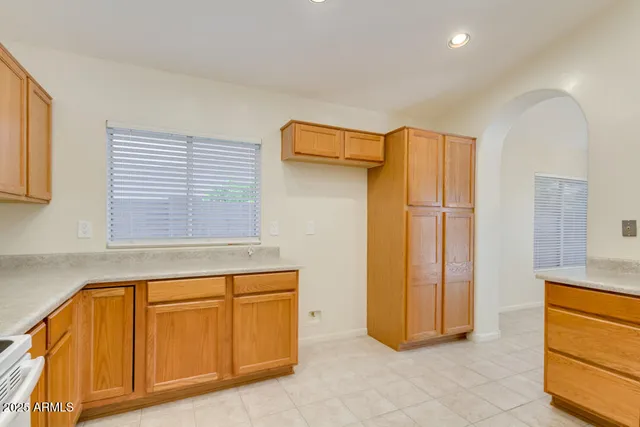 a view of a storage & utility room with washer and dryer