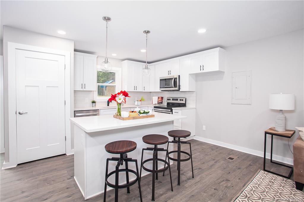3025 Sam Drenan Road Charlotte, NC 28205 - Photo 6 of 30 Gallery Image 6