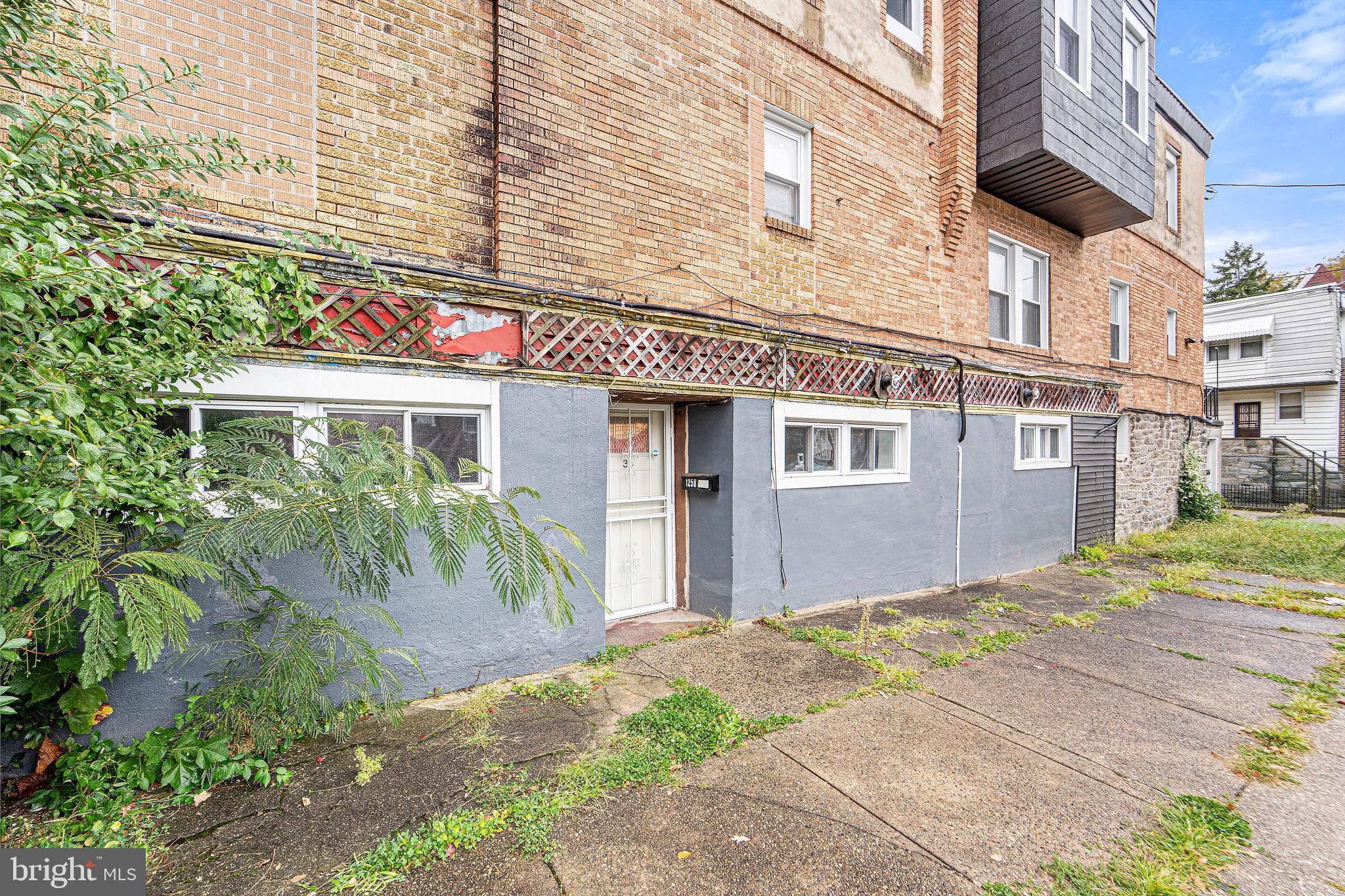 1258 North 64th Street Philadelphia, PA 19151 - Photo 20 of 34 Separate entrance to 1 bedroom unit 3