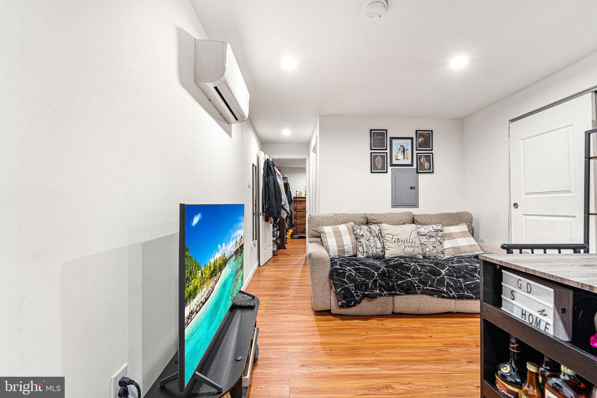 1258 North 64th Street Philadelphia, PA 19151 - Photo 28 of 34 L/R