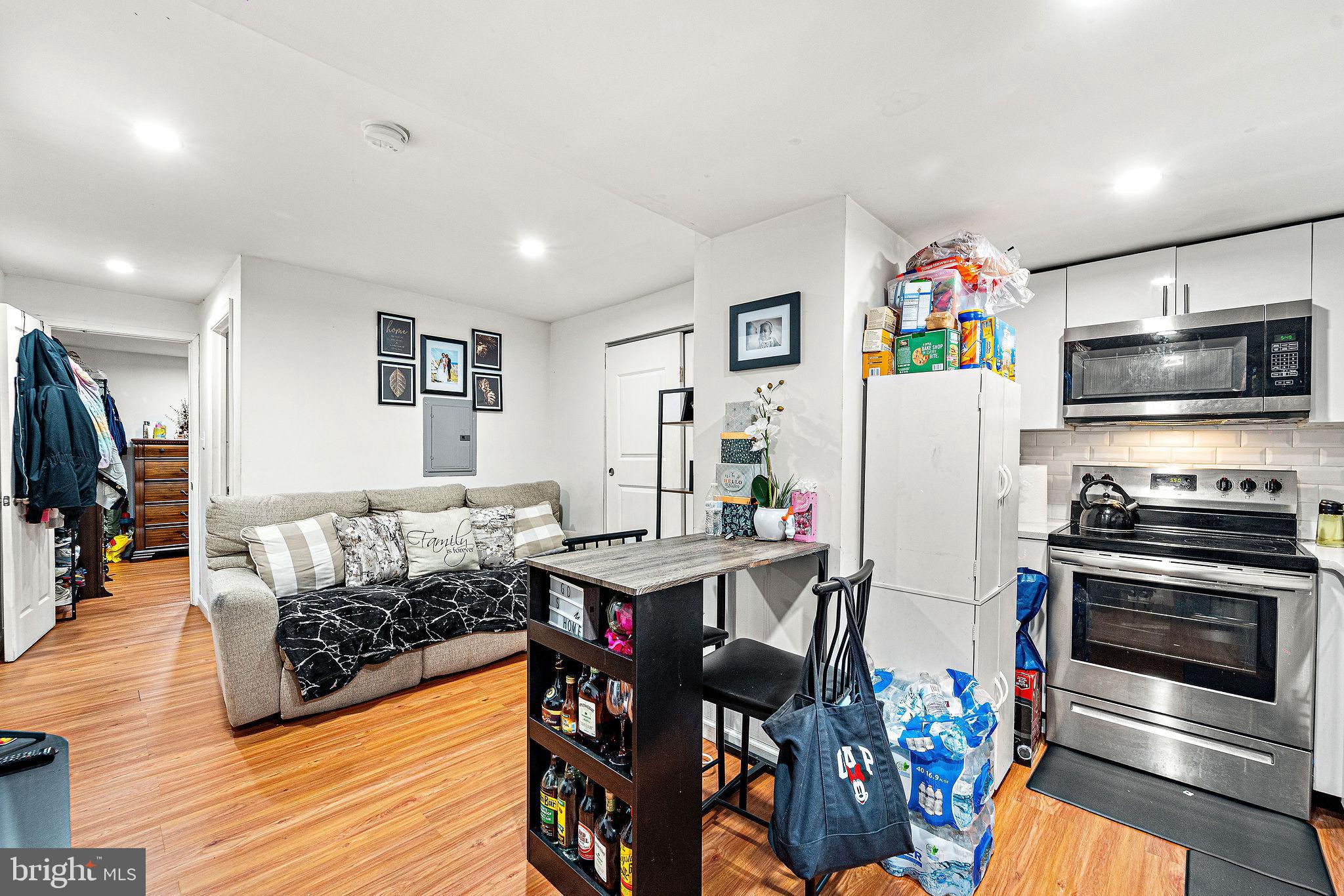 1258 North 64th Street Philadelphia, PA 19151 - Photo 30 of 34 L/R