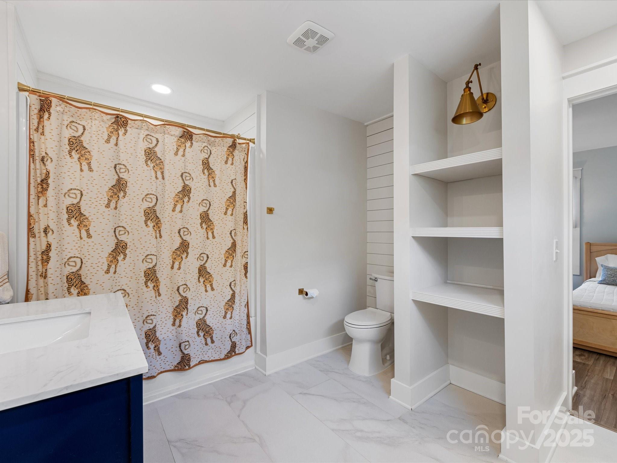 2005 Double Oaks Road Charlotte, NC 28206 - Photo 23 of 28 Gallery Image 23