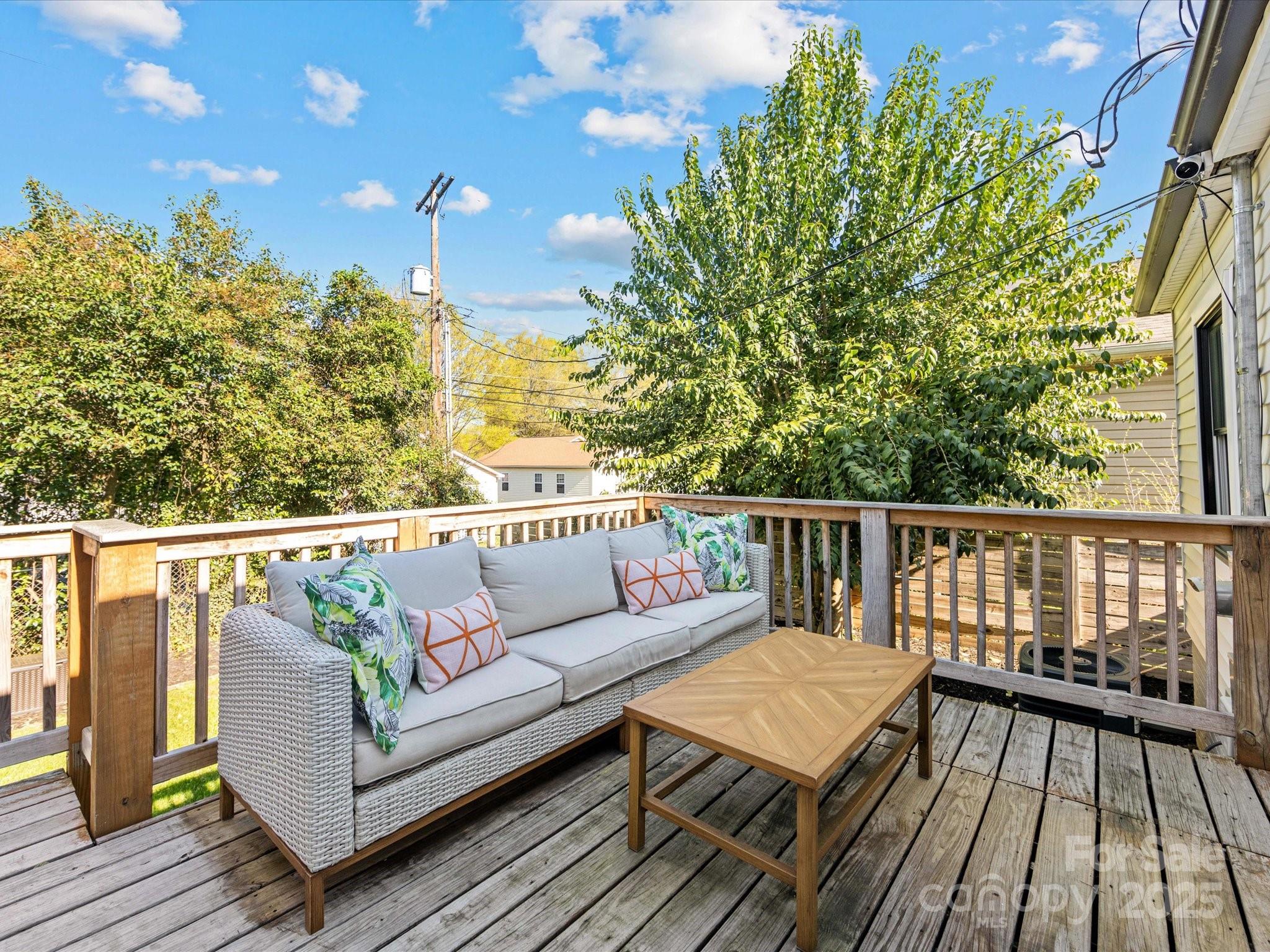 2005 Double Oaks Road Charlotte, NC 28206 - Photo 25 of 28 Gallery Image 25