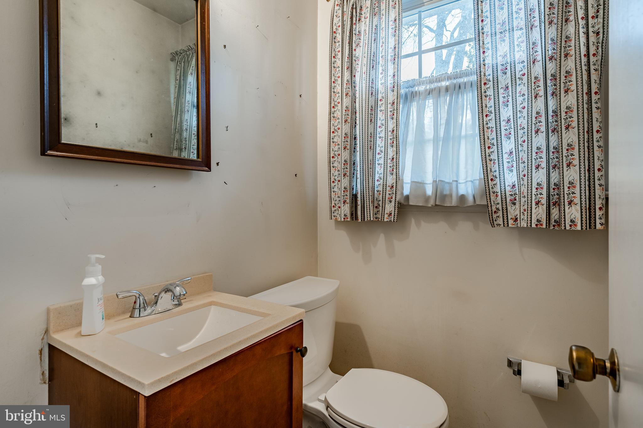 3316 Morningside Road Wilmington, DE 19810 - Photo 20 of 43 half bathroom