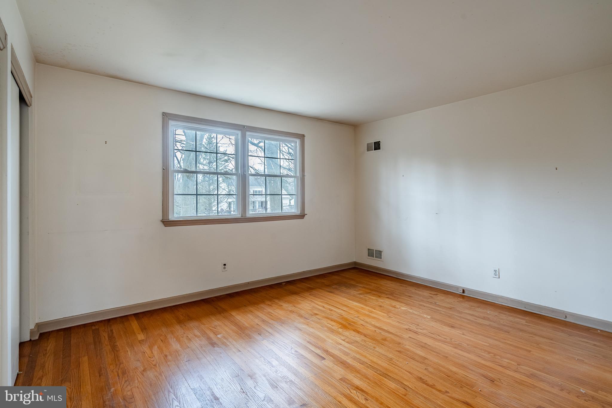 3316 Morningside Road Wilmington, DE 19810 - Photo 29 of 43 third spacious bedroom