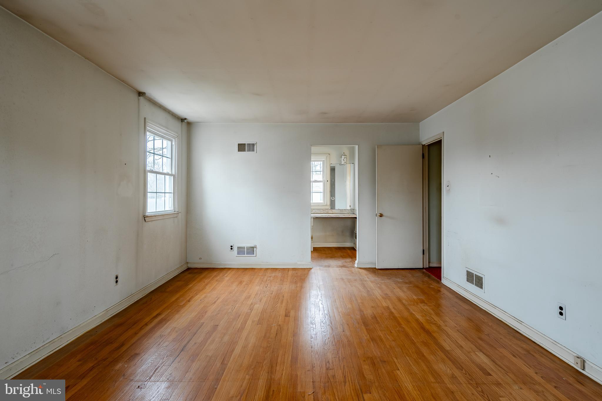 3316 Morningside Road Wilmington, DE 19810 - Photo 32 of 43 master suite with walk-in closet