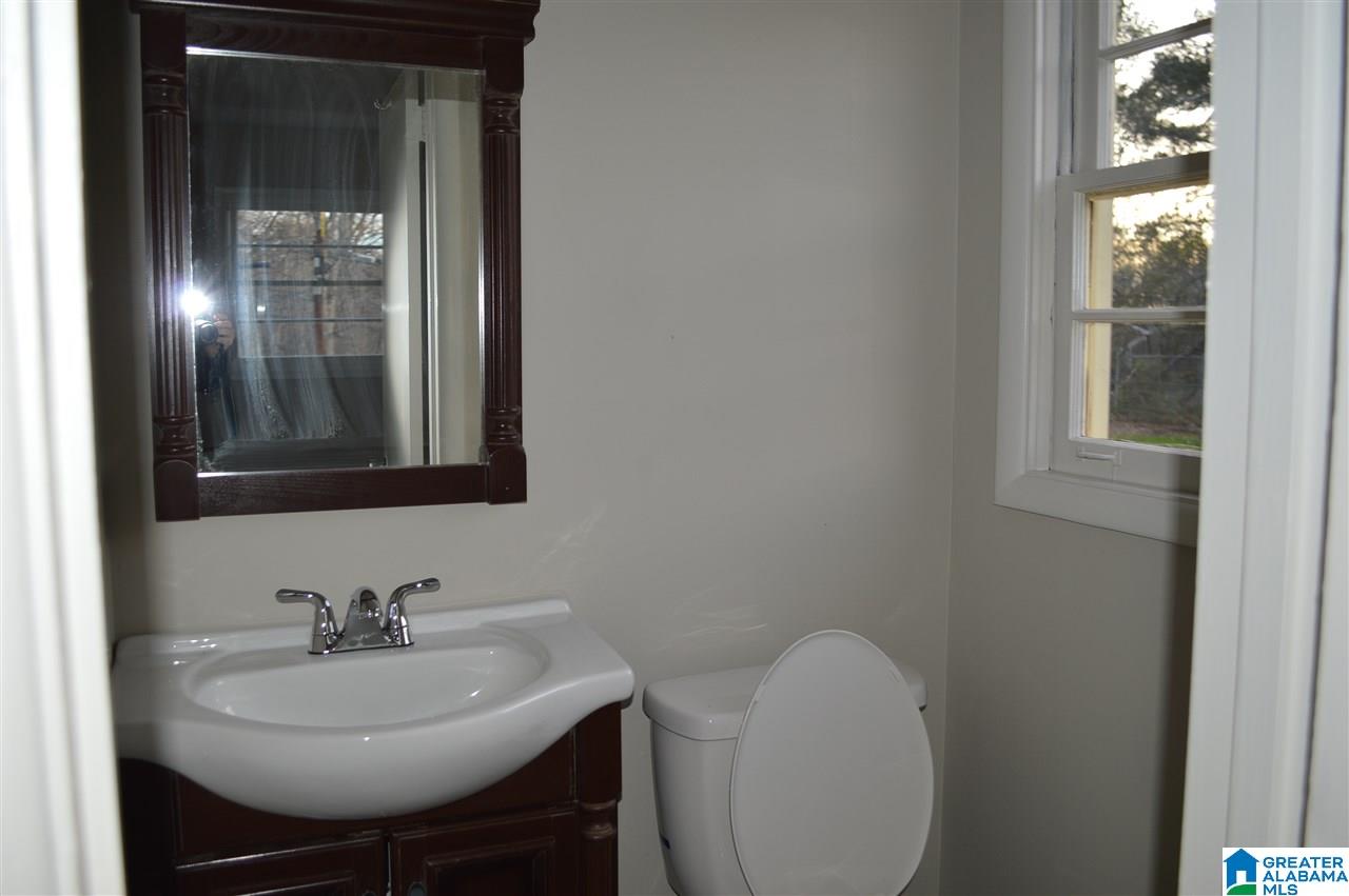 445 Wedgeworth Road Birmingham, AL 35215 - Photo 8 of 10