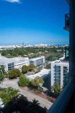 $379,000 | 1000 West Avenue, Unit 1504, Miami Beach, FL 33139