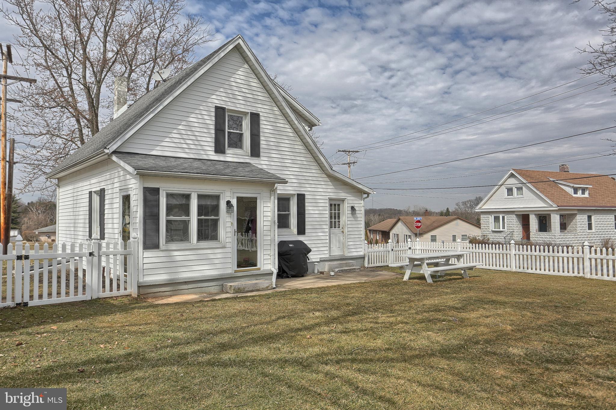 190 Homeland Road York, PA 17403 - Photo 13 of 40
