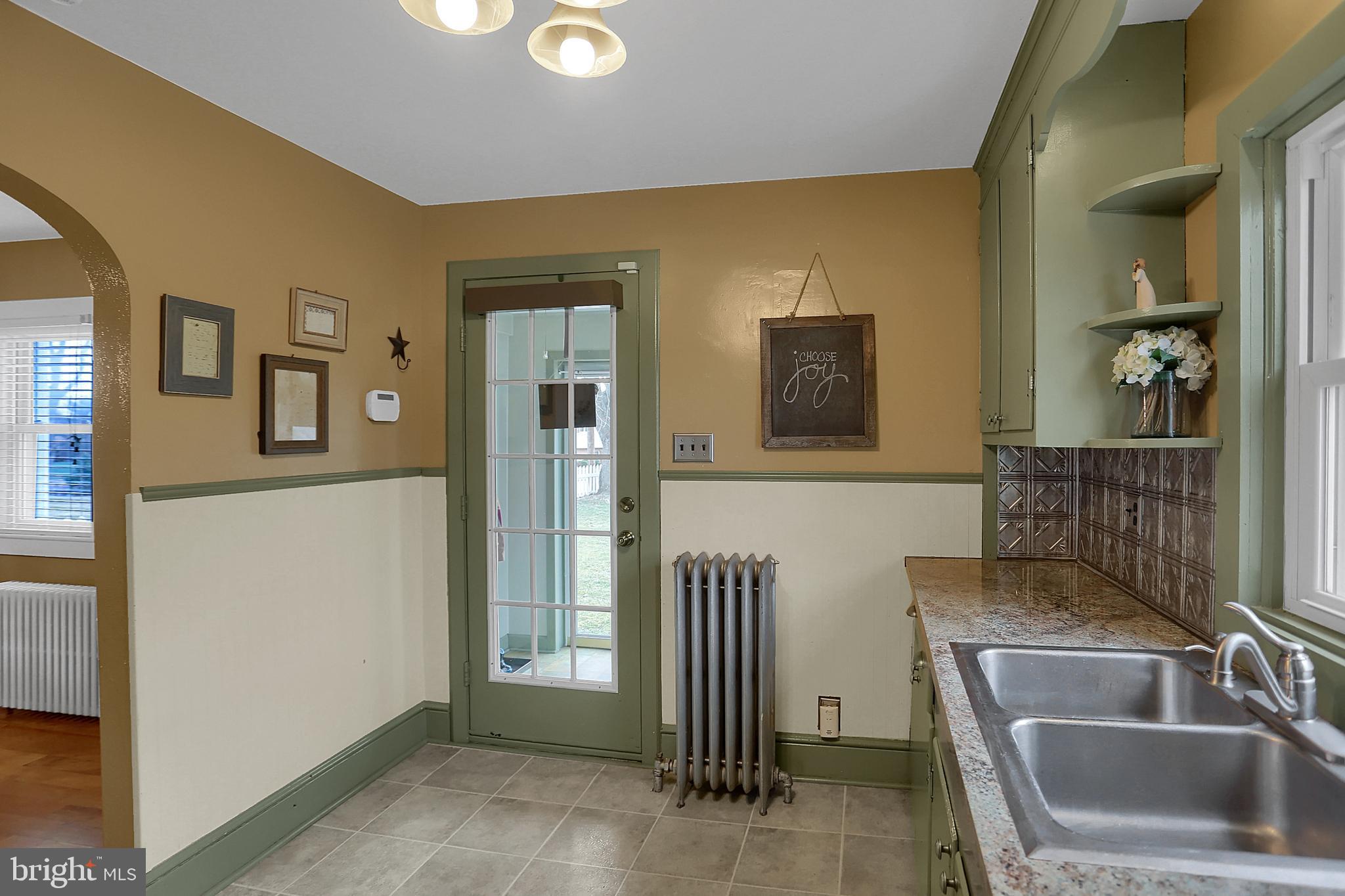 190 Homeland Road York, PA 17403 - Photo 16 of 40
