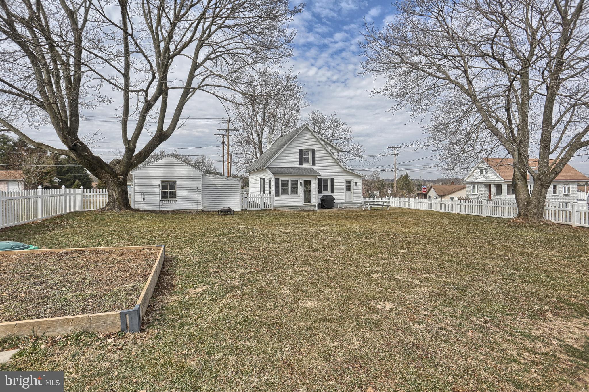 190 Homeland Road York, PA 17403 - Photo 35 of 40