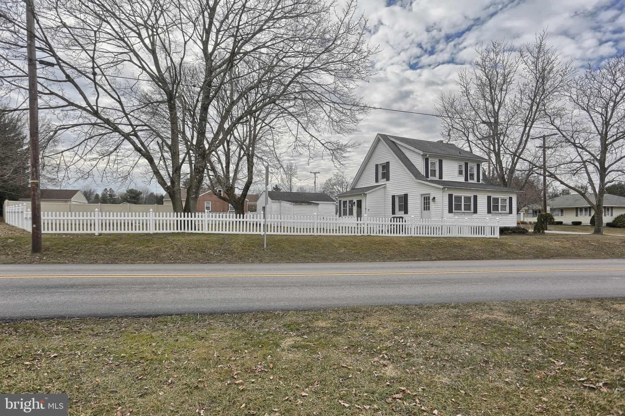 190 Homeland Road York, PA 17403 - Photo 36 of 40