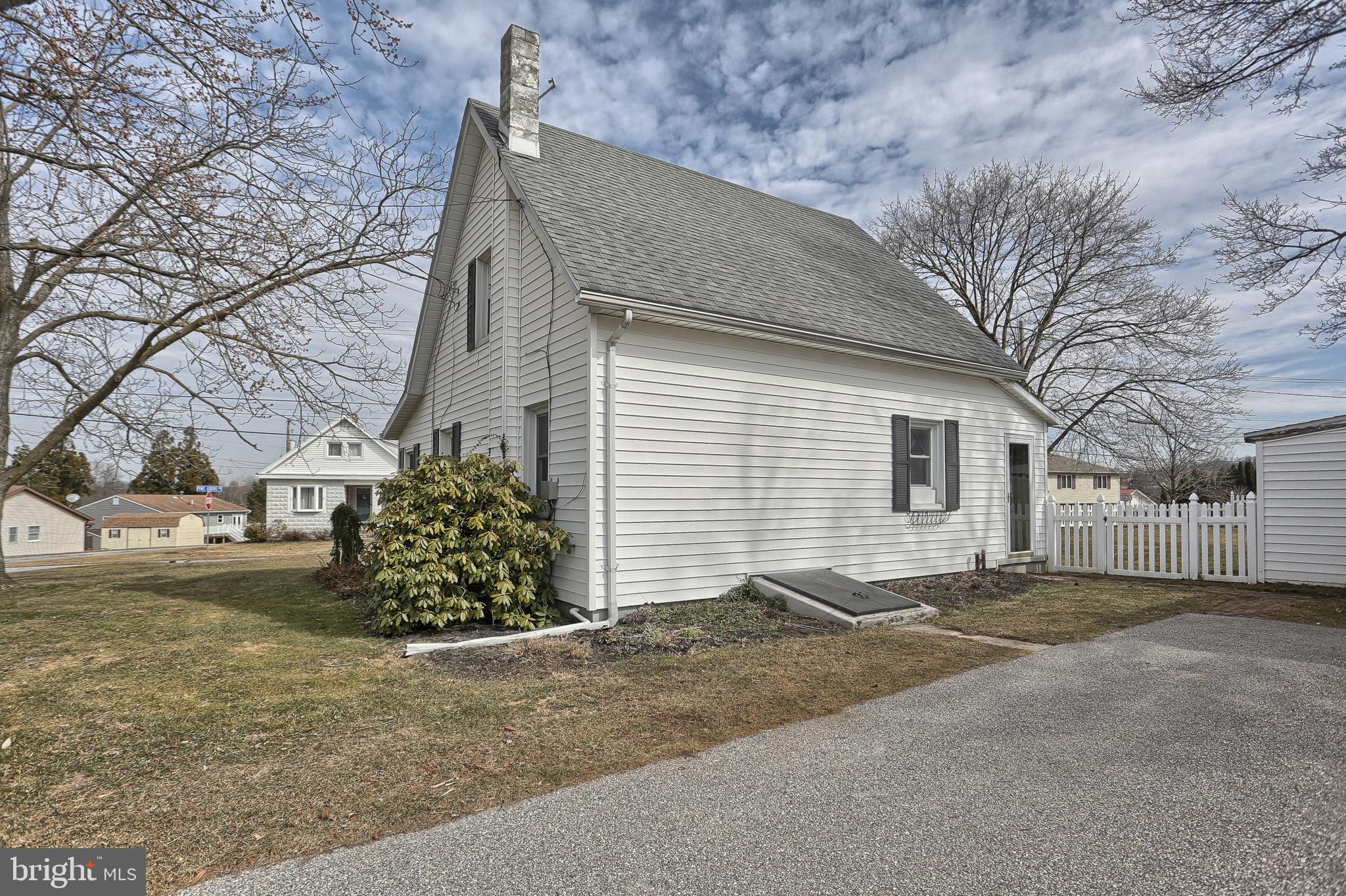 190 Homeland Road York, PA 17403 - Photo 38 of 40