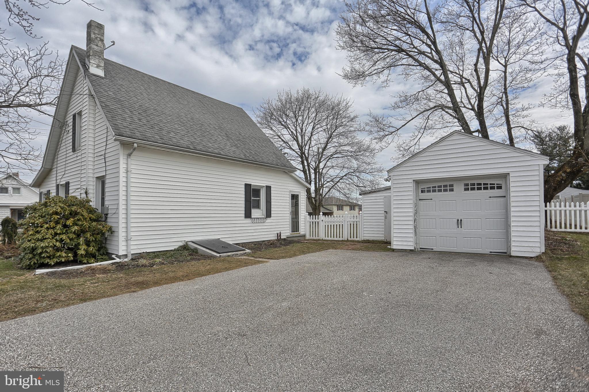 190 Homeland Road York, PA 17403 - Photo 39 of 40