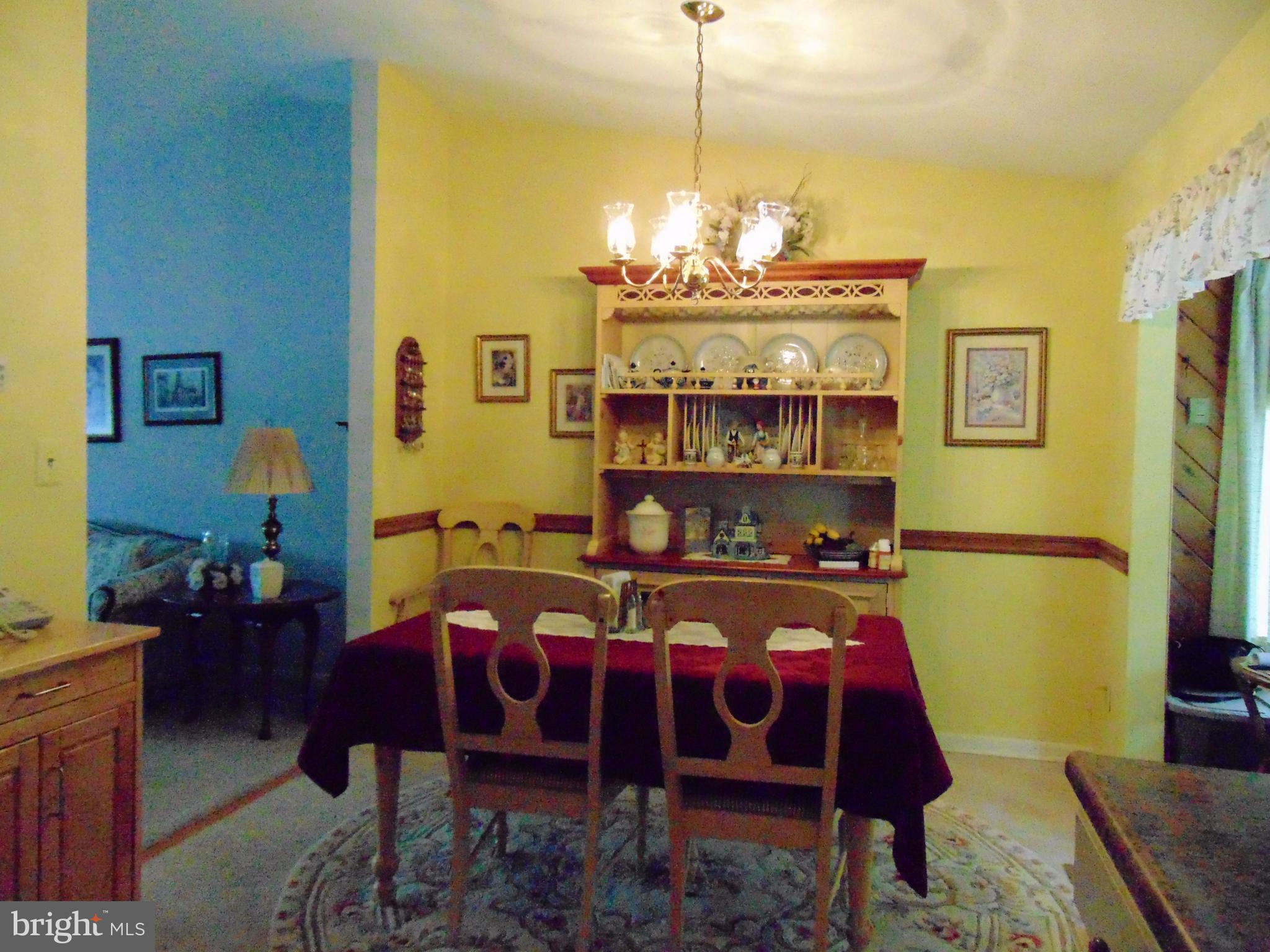 12 Woody Road Baltimore, MD 21221 - Photo 4 of 19 Kitchen Dining Combo