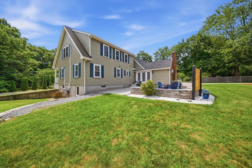 105 Locke Road Chelmsford, MA 01824 - Photo 32 of 42 Gallery Image 32