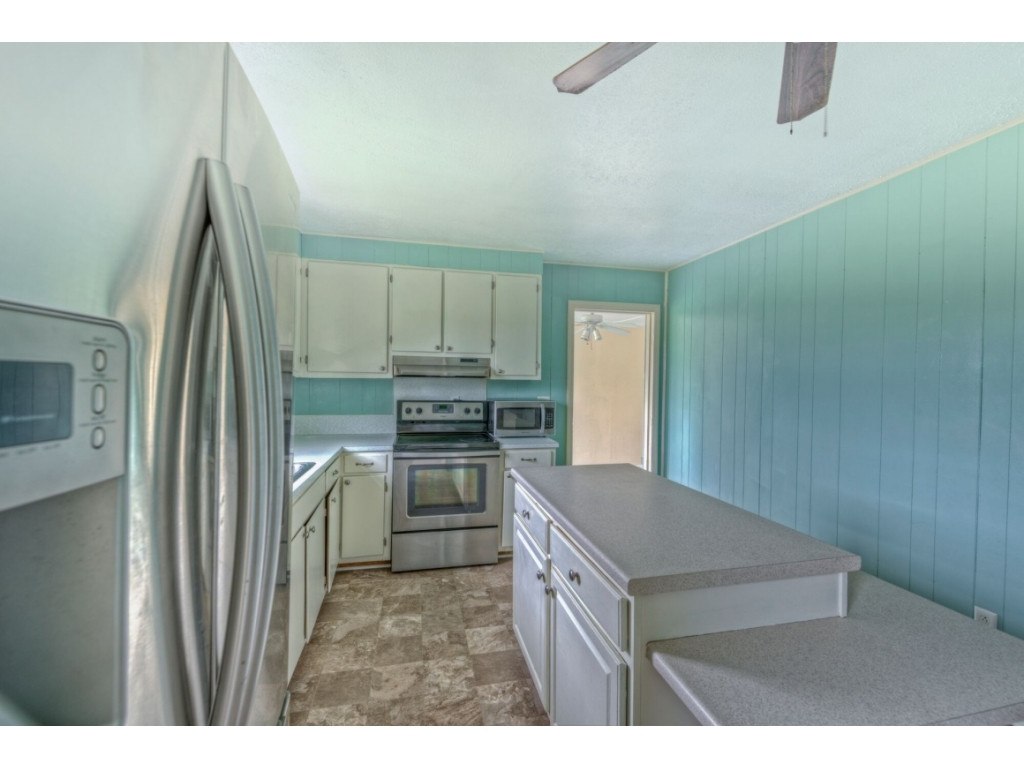 18267 Macedonia Road Abingdon, VA 24211 - Photo 8 of 19 Photo 8