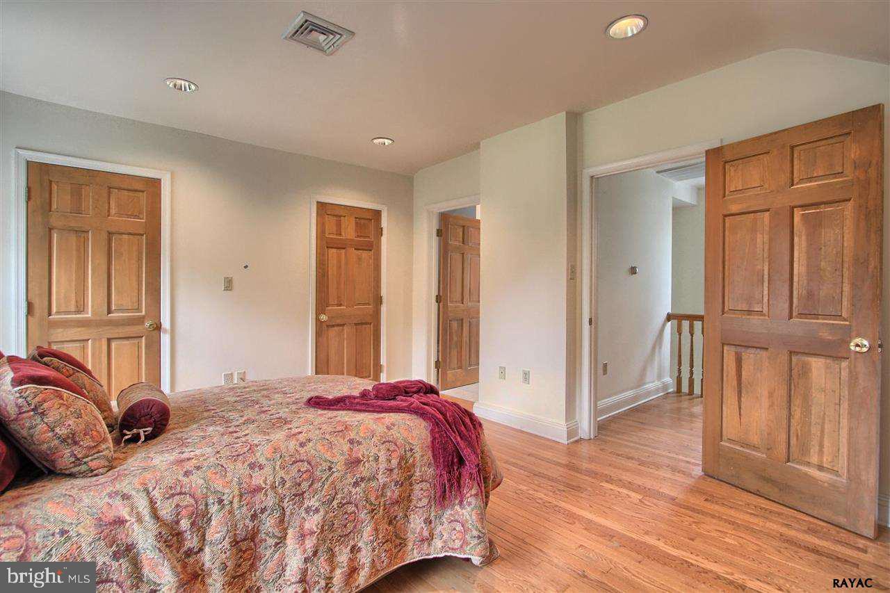 1248 Ridgewood Road York, PA 17406 - Photo 30 of 35 Gallery Image 30