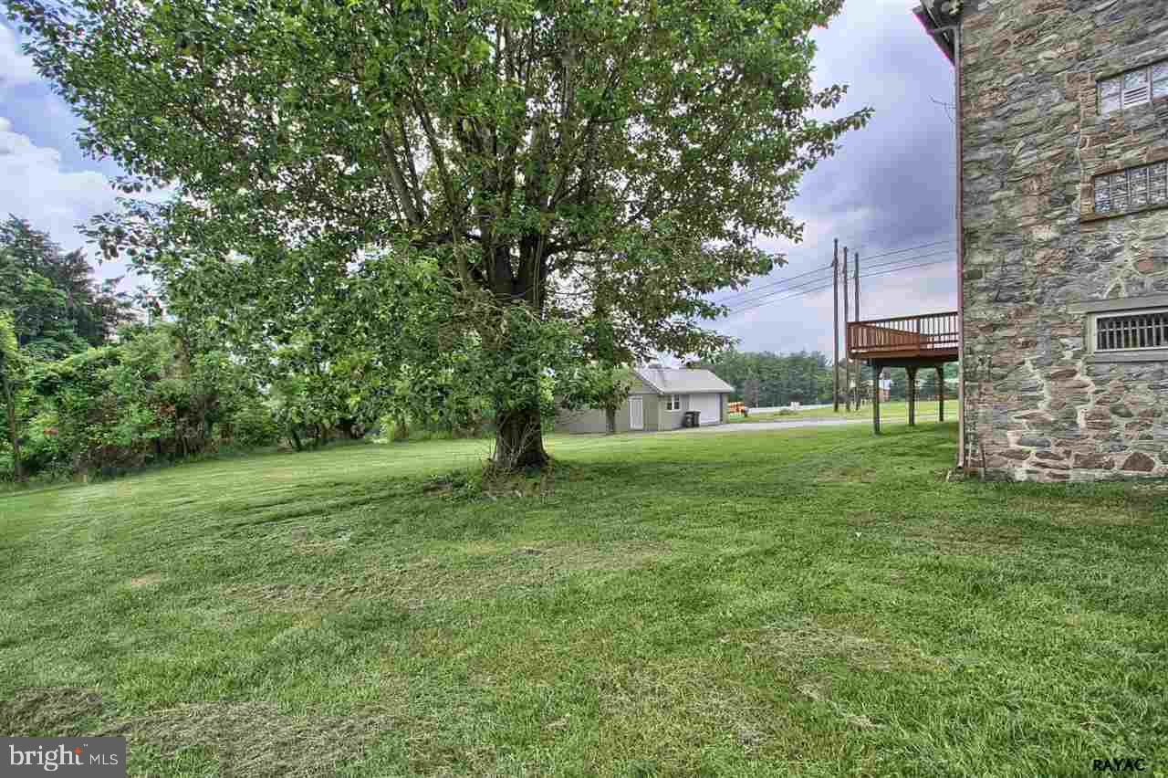1248 Ridgewood Road York, PA 17406 - Photo 4 of 35 Gallery Image 4