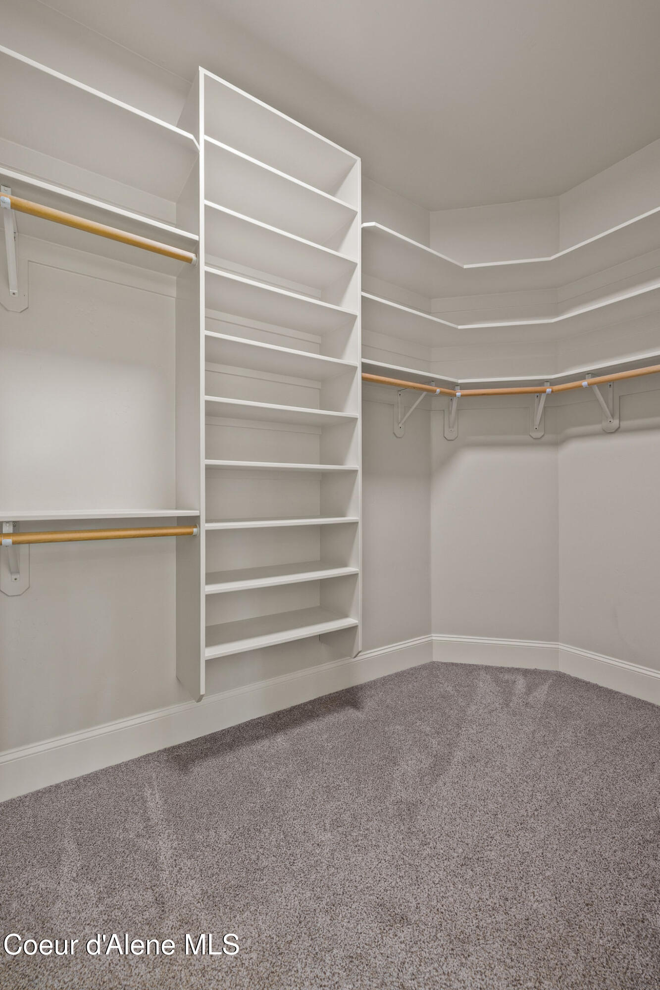 15746 North Pinewood Way Hayden, ID 83835 - Photo 34 of 97 Master Walk-in Closet
