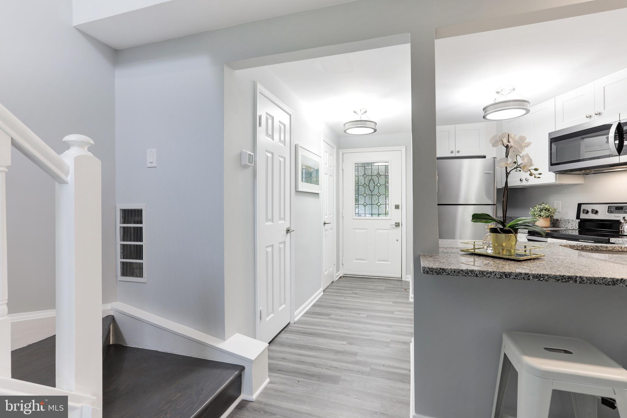 2147 Whisper Way Reston, VA 20191 - Photo 4 of 57 Gallery Image 4