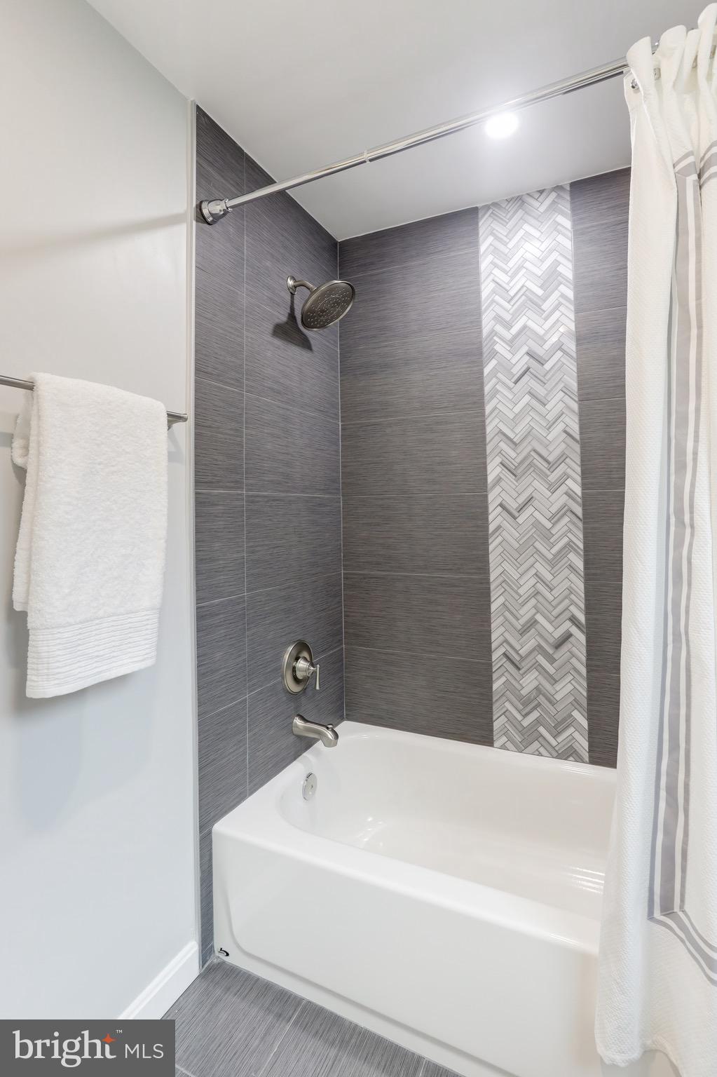 2147 Whisper Way Reston, VA 20191 - Photo 43 of 57 Gallery Image 43
