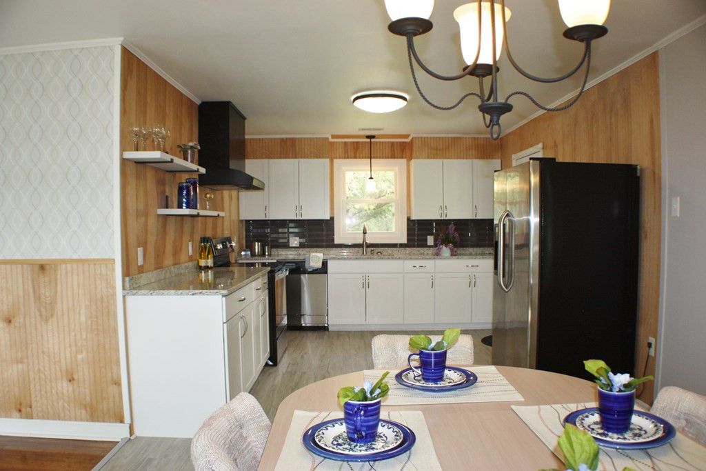 1811 Queen Chapel Road Sumter, SC 29153 - Photo 6 of 24