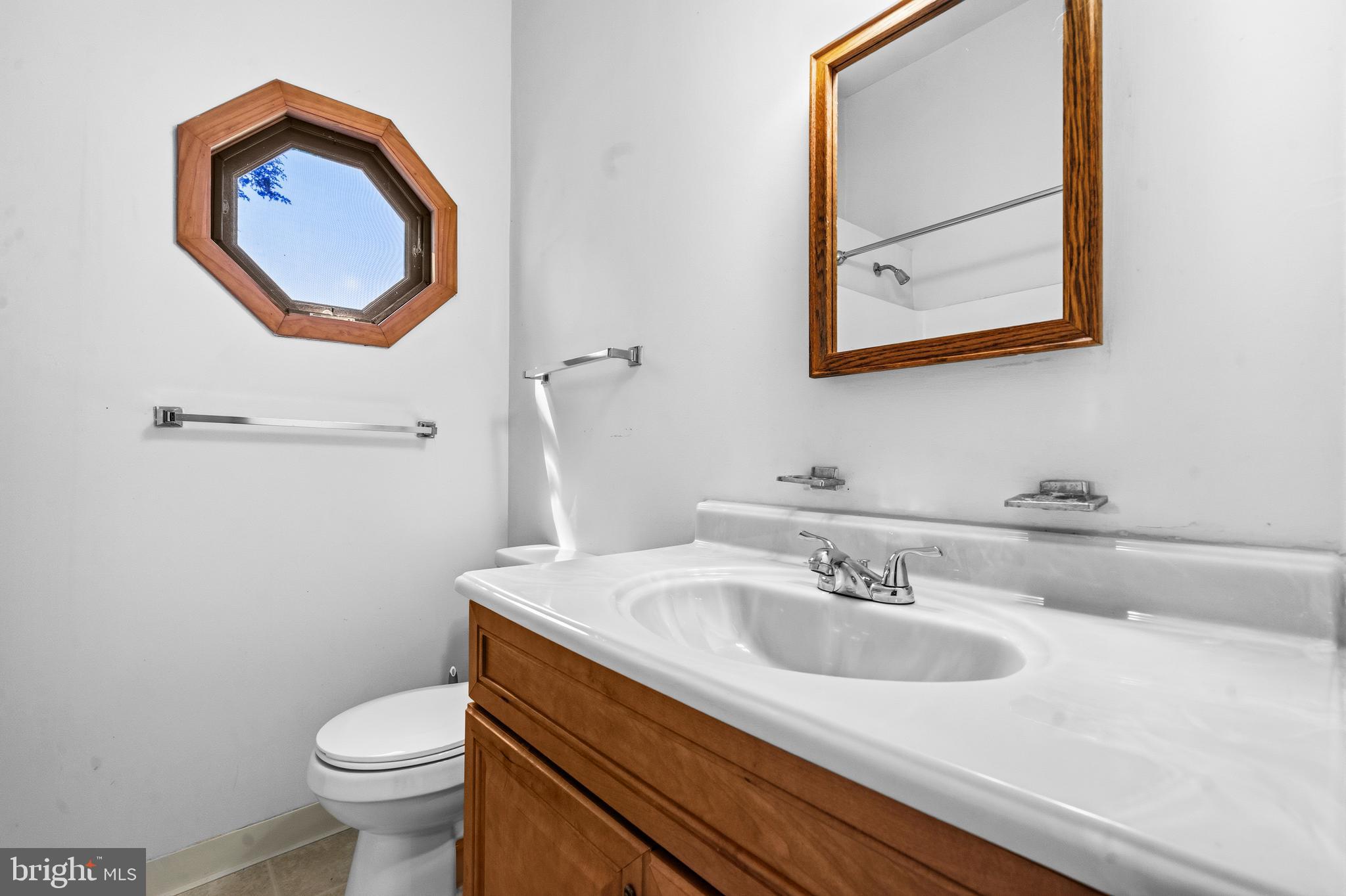 38040 Beach Road Coltons Point, MD 20626 - Photo 32 of 60 Upstairs Bath