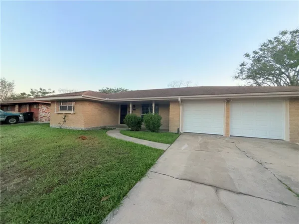 $1,695 | 4717 South Shea Parkway, Corpus Christi, TX 78413