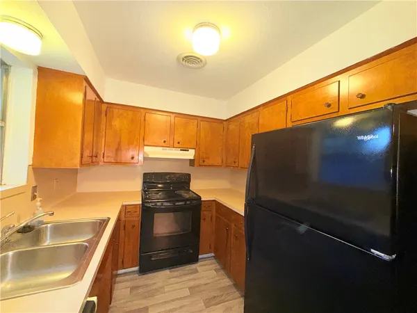 $1,695 | 4717 South Shea Parkway, Corpus Christi, TX 78413