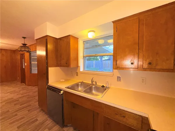 $1,695 | 4717 South Shea Parkway, Corpus Christi, TX 78413