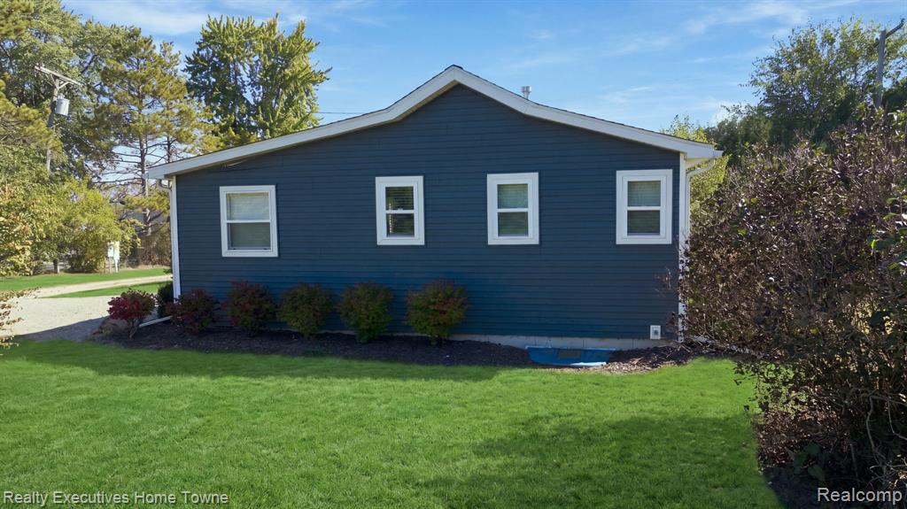 8849 Lakeshore Road Lexington, MI 48450 - Photo 20 of 68 Gallery Image 20